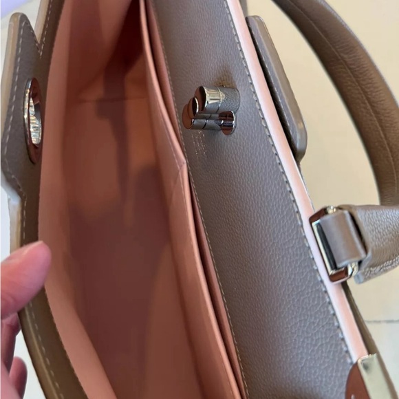Louis Vuitton Astrid Calfskin Leather Bag - Picture 9 of 12